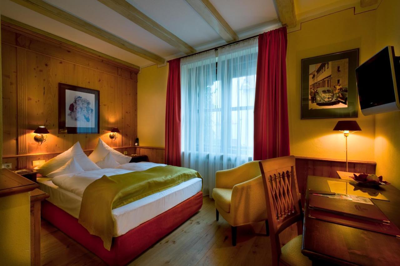 Simones Hotel Fuerstenhof Ландсгут Екстер'єр фото