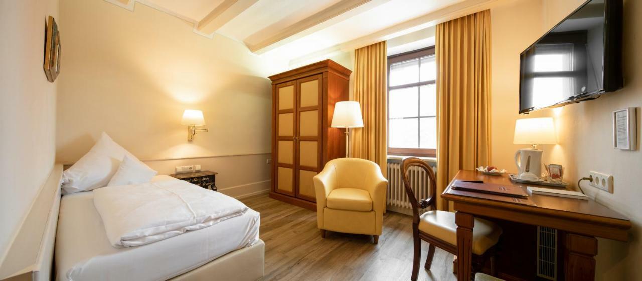 Simones Hotel Fuerstenhof Ландсгут Екстер'єр фото